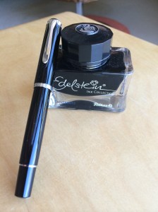 M205_ink_bottle_pen_better